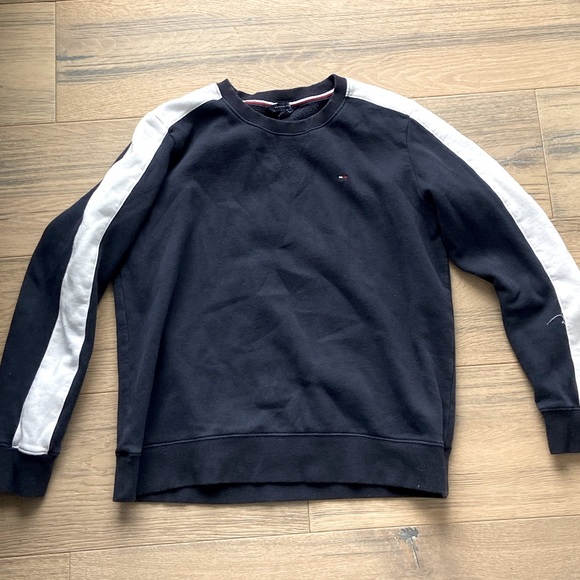 Tommy Hilfiger Crewneck - Picture 1 of 3